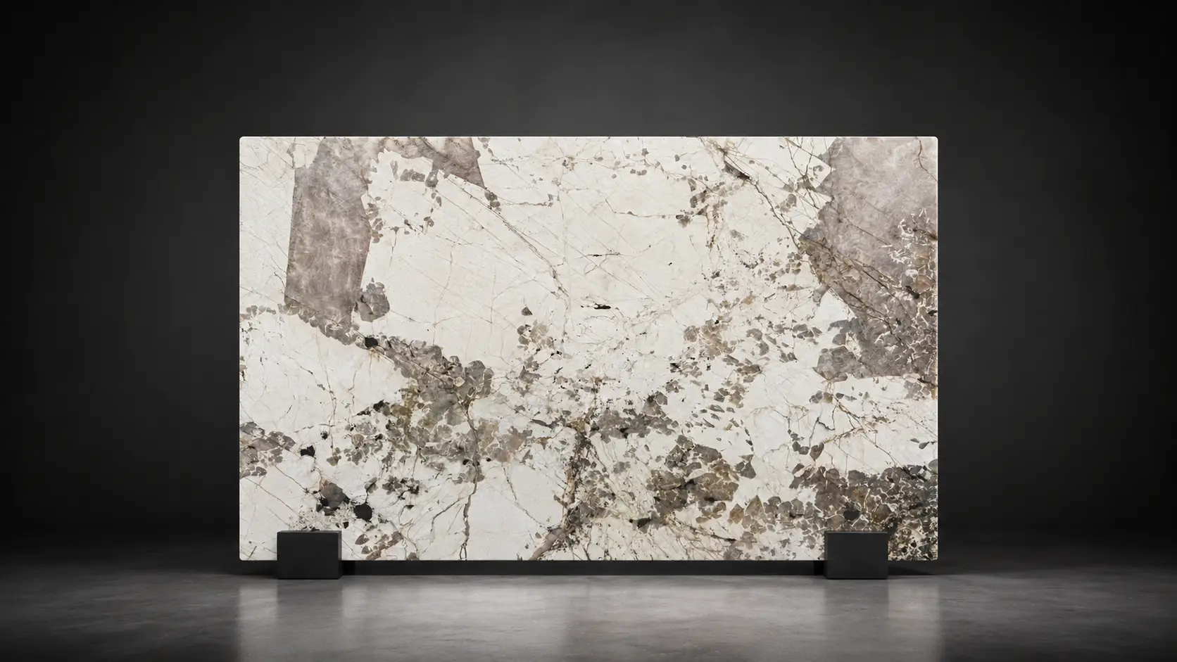 Full face of natural Patagonia Granite slab PAT-07