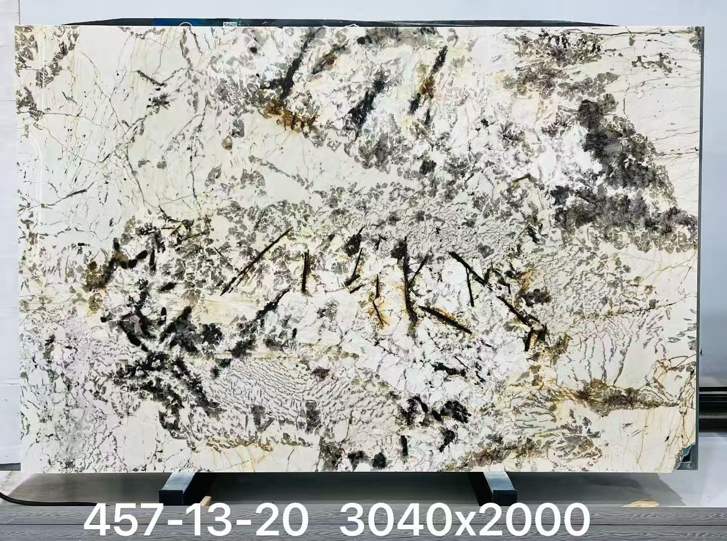 PAT-008 ivory and black Patagonia slab